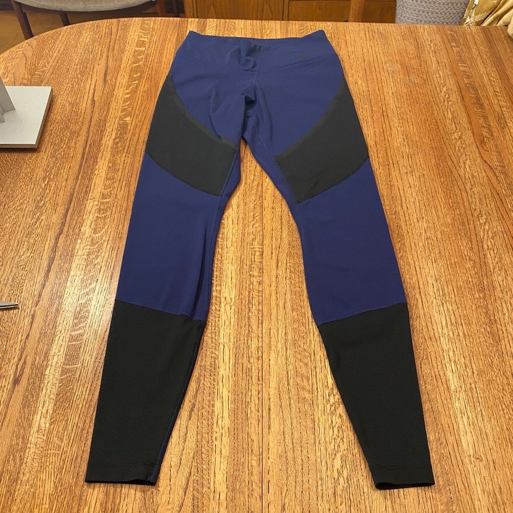 Nike Dri-Fit Navy Blue/Black Leggings with Small Pocket - Small